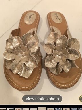 NWOT B.O.C.  WOMEN'S Kasia Sandels Champagne Women's Size 9